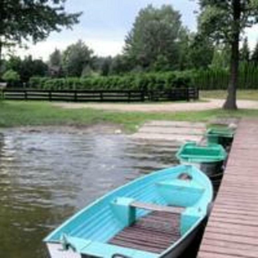 Walpusz Holiday Home Щитно Екстер'єр фото